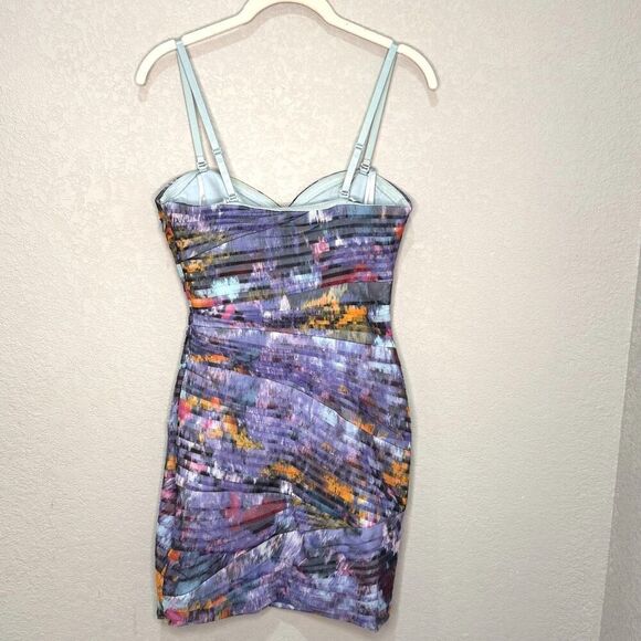 BCBGMAXAZRIA Mini Dress Size 2 Purple Watercolor Ruched Bodycon Strapless Straps - Picture 7 of 8